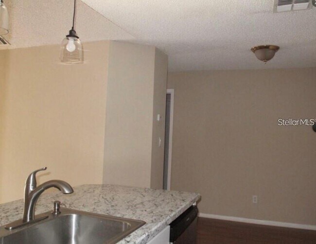 Building Photo - 232 Afton Square