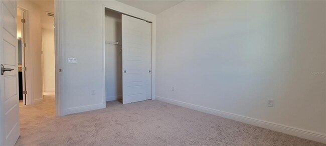 Foto del edificio - 13545 Larkton Ln
