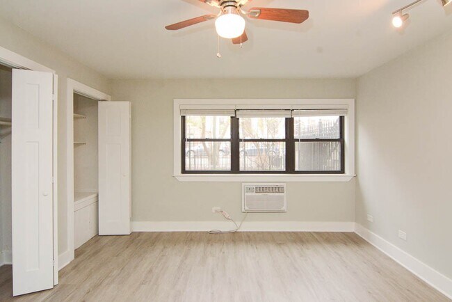 Foto del edificio - 1538 N Dearborn St