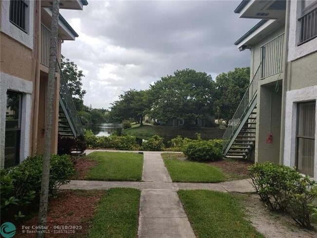Building Photo - 8761 NW 39th St