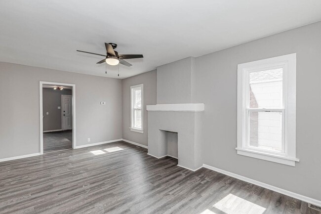 Building Photo - Cozy 2 Bedroom 1 Bathroom Home