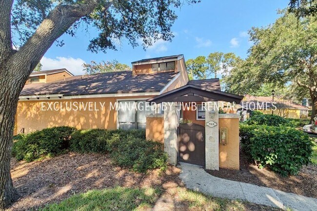 Foto del edificio - 763 Driftwood Cir