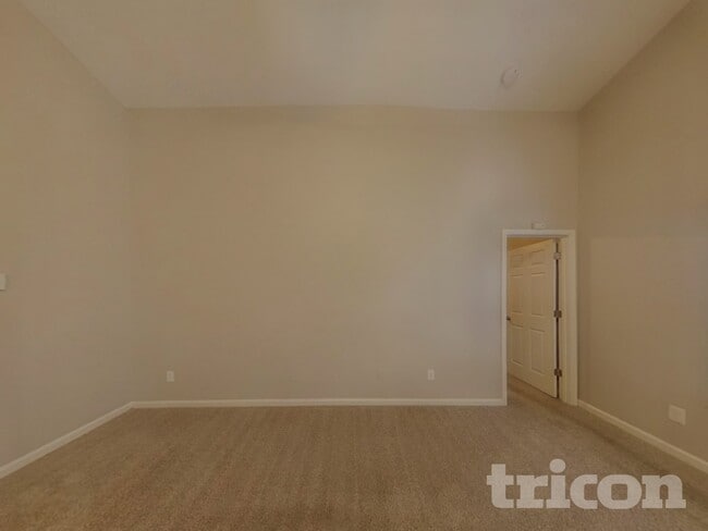 Building Photo - 2020 Chapel Creek Rd