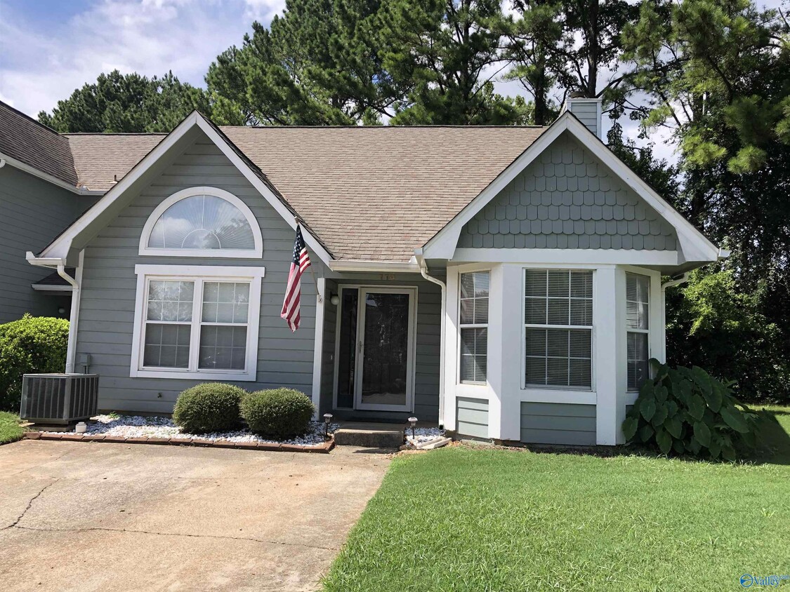 Primary Photo - 114 Stone Meadow Ln