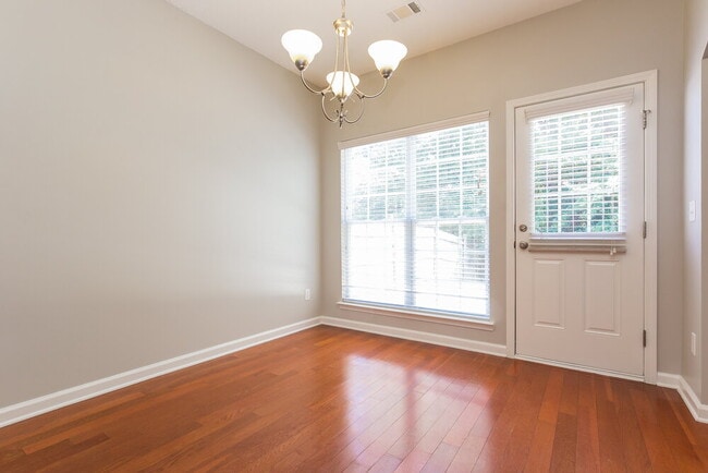 Building Photo - 150 Preserve Dr