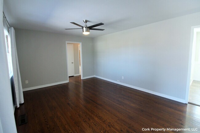 Building Photo - 2736 Orlando Rd