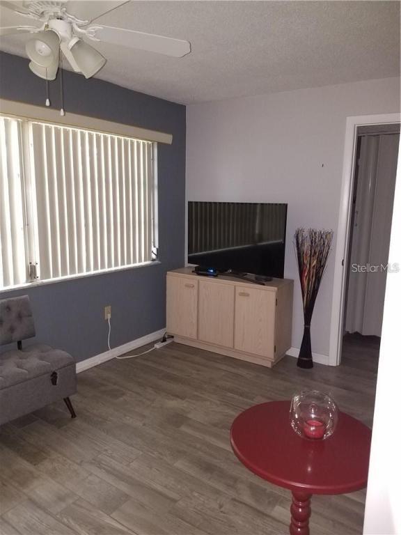 Foto del edificio - 5242 Opal Ln, 205