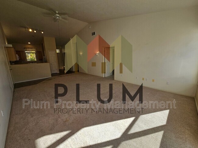 Foto del edificio - 5104 Village View Way