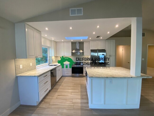 Foto del edificio - 7663 Pocket Rd