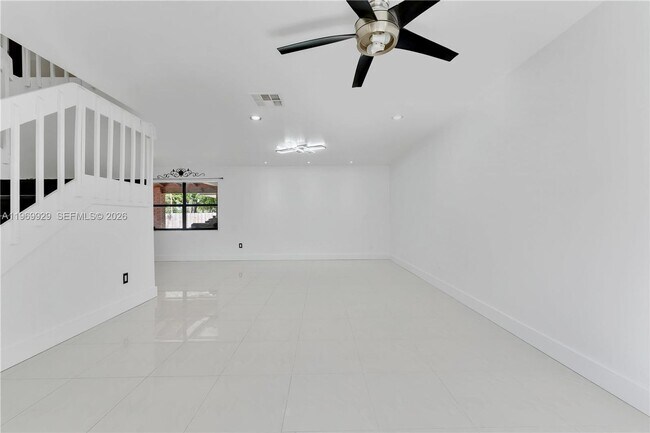 Foto del edificio - 9646 SW 151 Ave