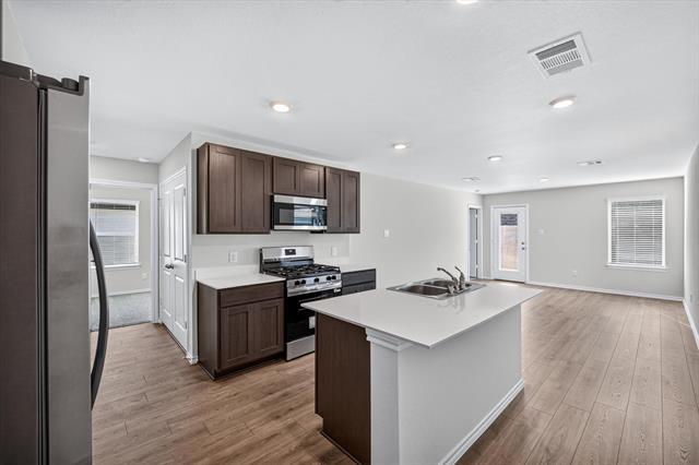 Foto del edificio - 3015 Serenity Ln