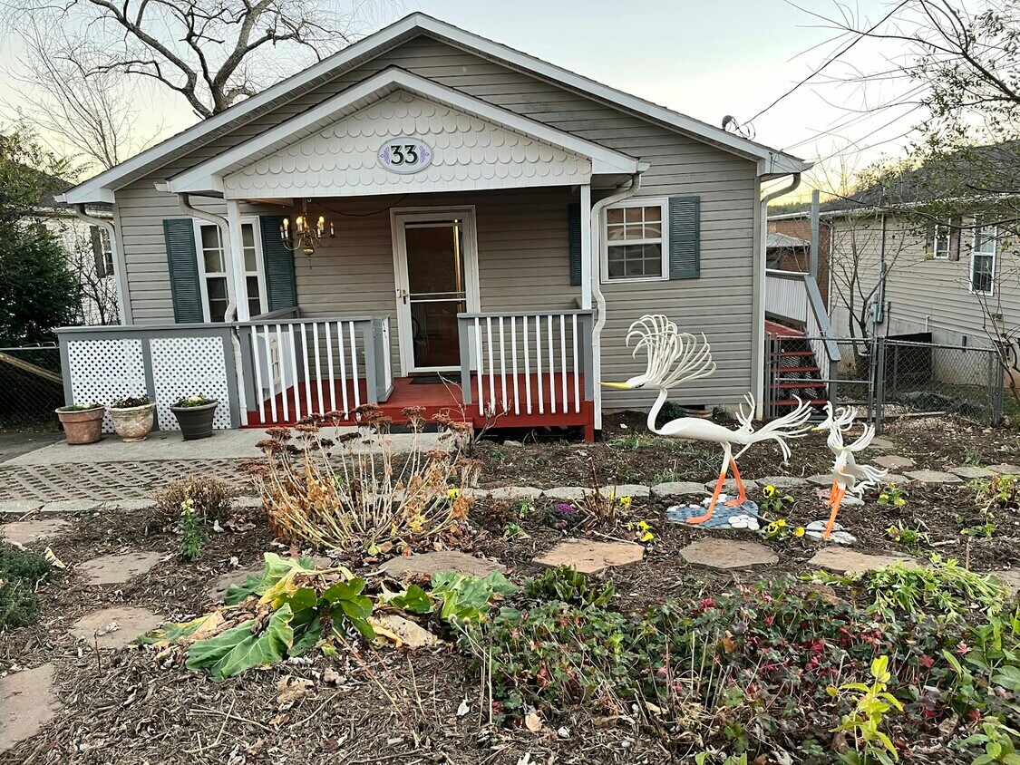 Primary Photo - 33 Joyner Ave