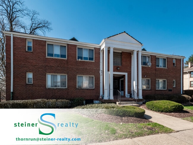 Building Photo - Bel Charlton