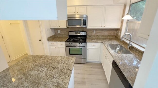 Foto del edificio - 1419 Valley Landing Dr