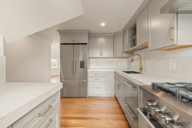 Foto del edificio - 32 Beacon St