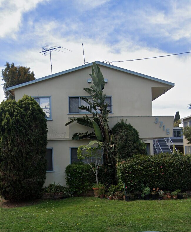 Building Photo - 3715 McLaughlin Ave