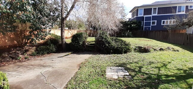 Photo - 3Bd/1Ba Seattle House