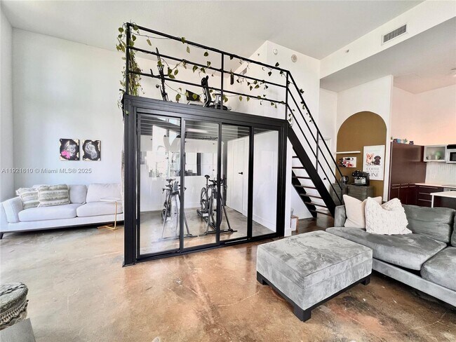 Foto del edificio - 1900 N Bayshore Dr