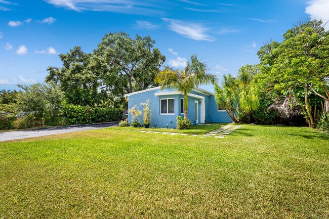 Foto del edificio - 3305 SW 15th St
