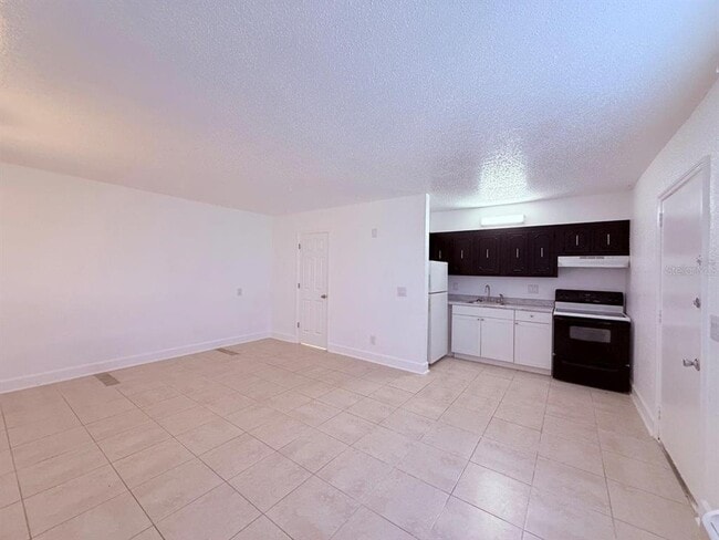 Building Photo - 3301 58th Ave S