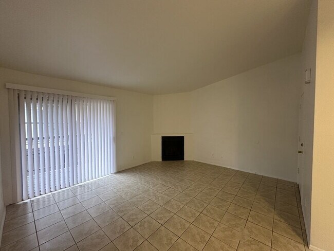 Foto del edificio - 1559 W Mercer Ln