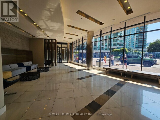 Photo du bâtiment - 33 Bay St.