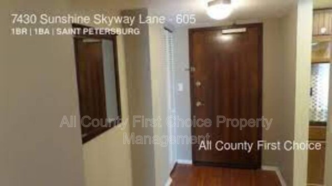 Foto del edificio - 7430 Sunshine Skyway Ln S