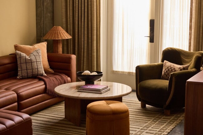 Building Photo - 110 Ann St