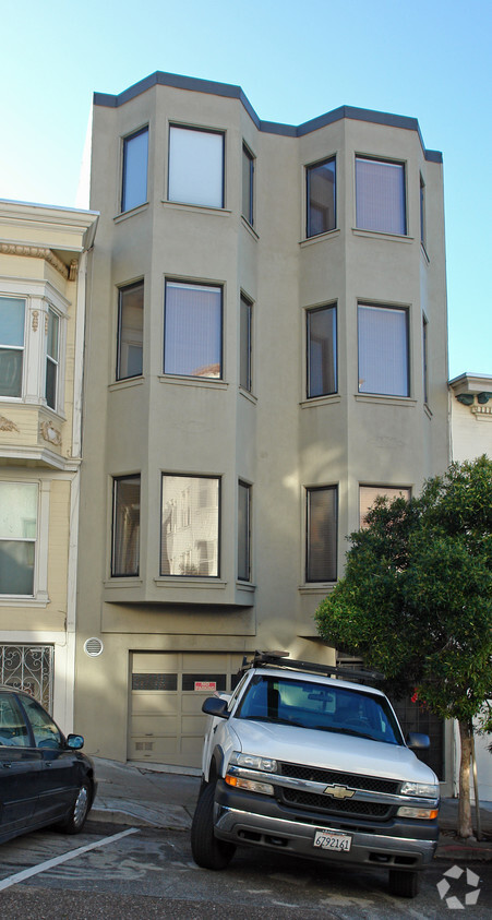 Primary Photo - 529-533 Vallejo St