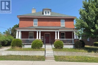 Building Photo - 75-75 Toronto St