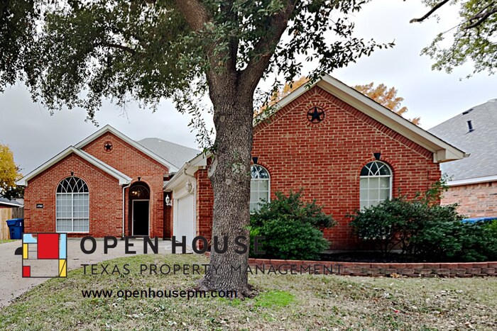 Primary Photo - 1705 Bershire Ct, Flower Mound