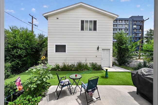 Building Photo - 1420 Dayton St