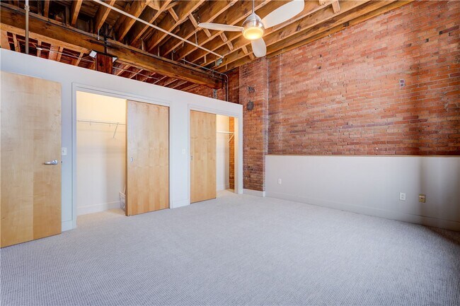 Foto del edificio - 224 Mill St