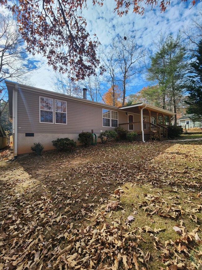 Building Photo - East Asheville Rental