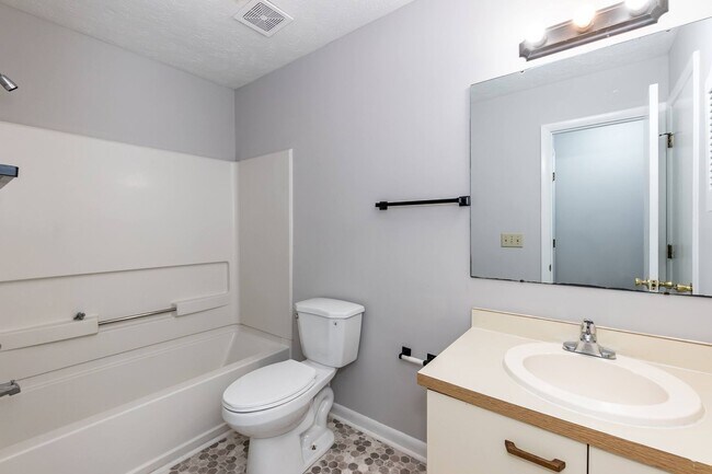 Foto del edificio - 6809 Willowbrook Dr