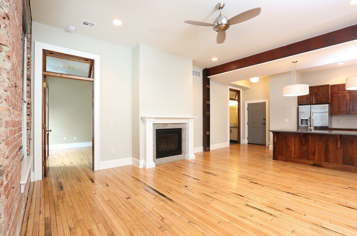 Foto principal - 231 S Phillips Ave