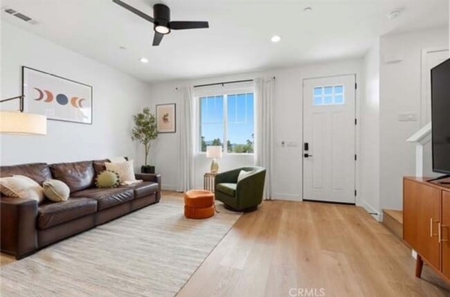 Building Photo - 3 Bedroom 2.5 Bath Righetti Ranch Home