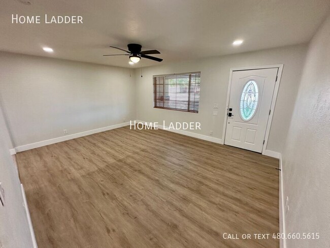 Building Photo - 7243 E Roosevelt-