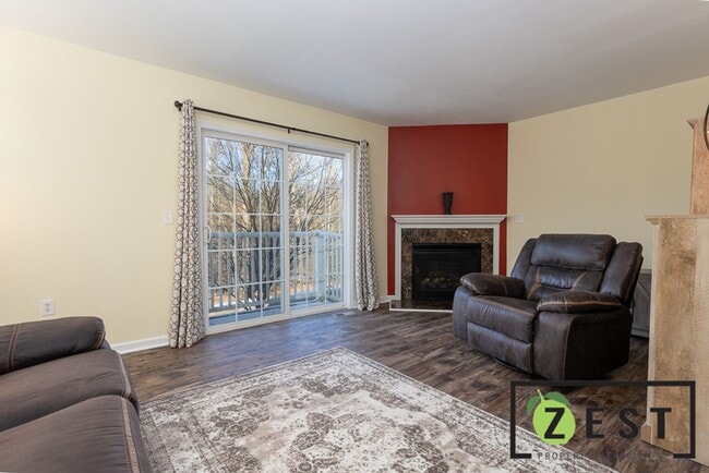 Photo - 3152 Torrent Ln House