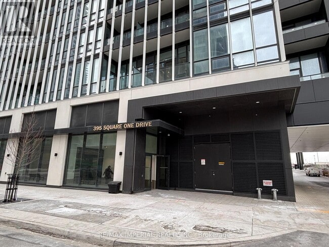 Building Photo - 395 Square One Dr