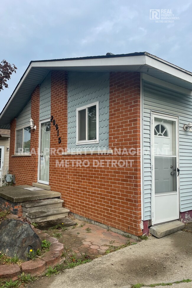 Foto del edificio - 20215 Woodward St