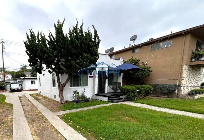 Foto del edificio - 2332 Cedar Ave