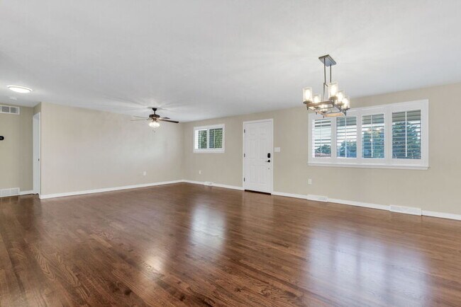 Foto del edificio - 7085 W 71st Ave
