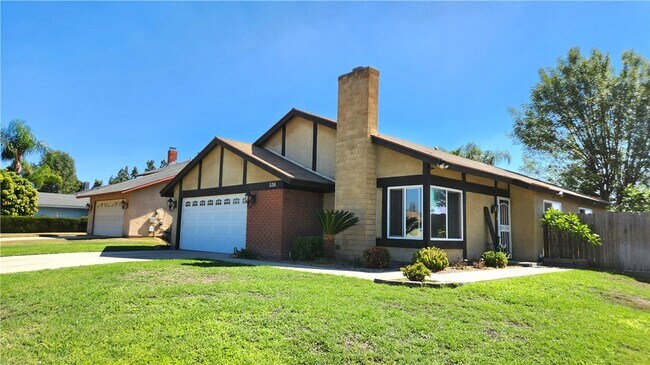 Building Photo - 538 E Banyan St