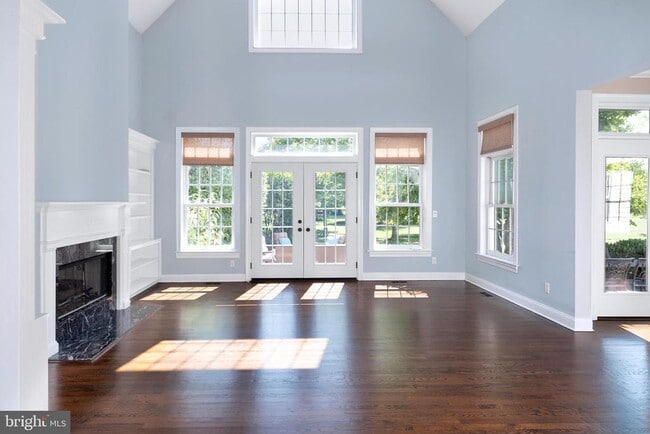 Building Photo - 3 Maidstone Ct