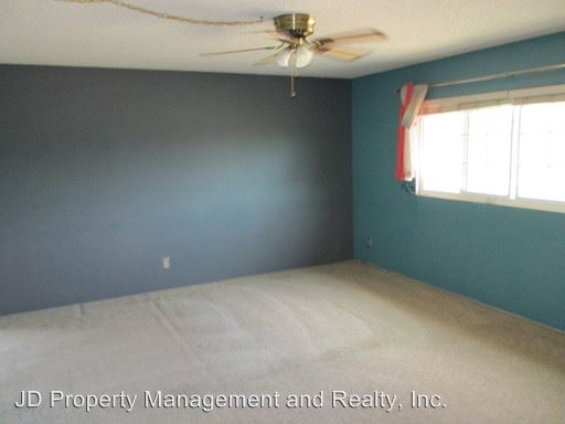 Building Photo - 1935 Jasmine St