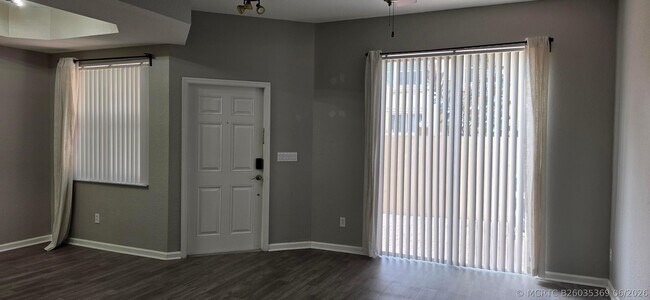 Foto del edificio - 6516 Morgan Hill Trail