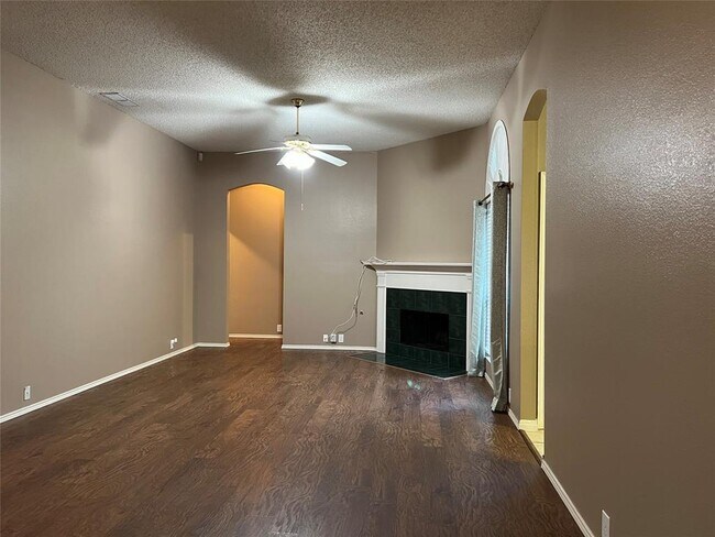 Building Photo - 7116 Napa Valley Dr