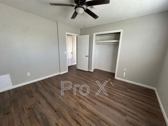 Building Photo - 740 N 6th St