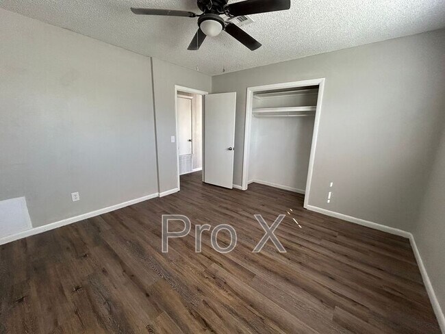 Foto del edificio - 740 N 6th St